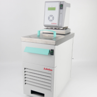 德國JULABO 緊湊型再循環冷卻器AWC100適用于工業環境